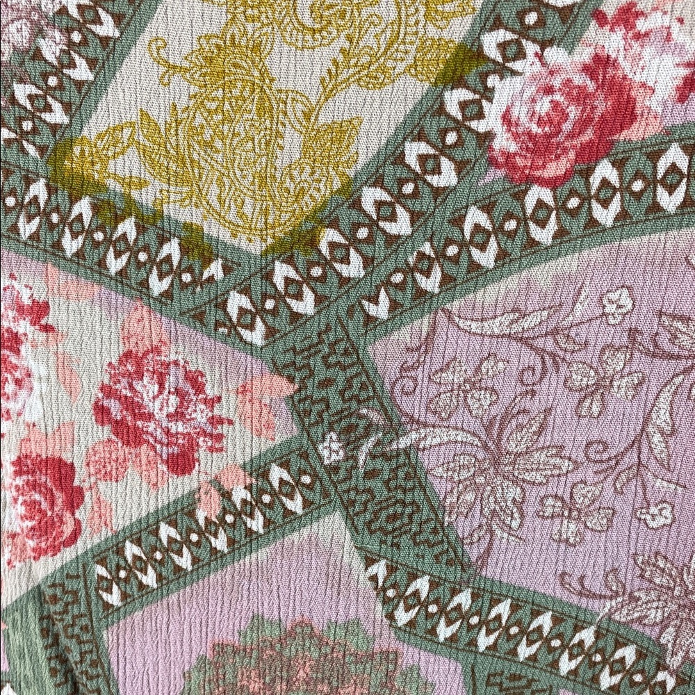 Easel Women's Pink Patchwork Floral Dolman Top Size S - Picture 6 of 10